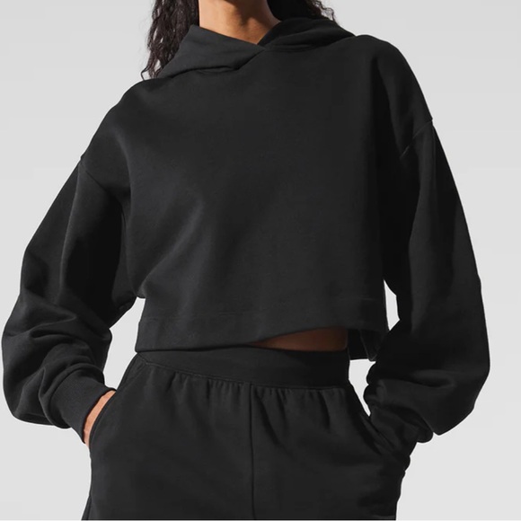 ALO Yoga Tops - ALO Yoga Black Oversized Cropped Sweatshirt